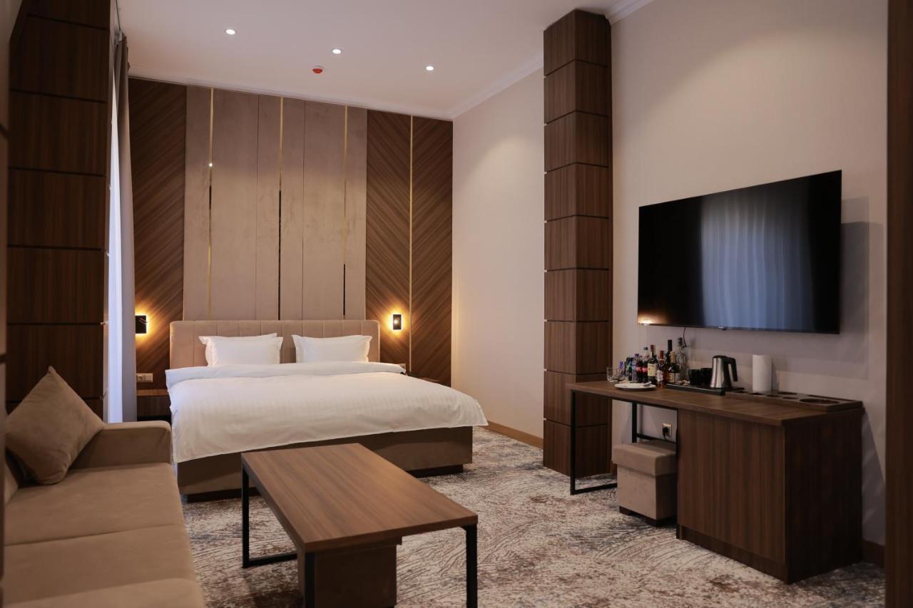 Damir Hotel Nukus Eksteriør billede