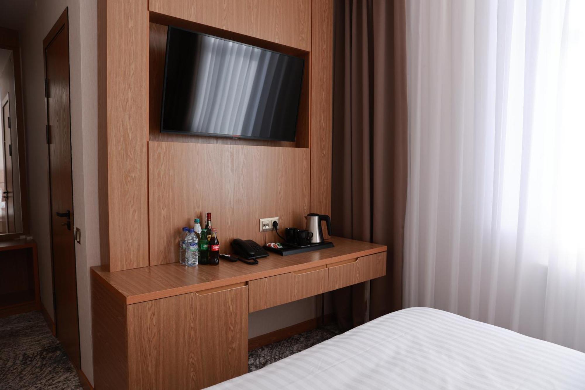 Damir Hotel Nukus Eksteriør billede