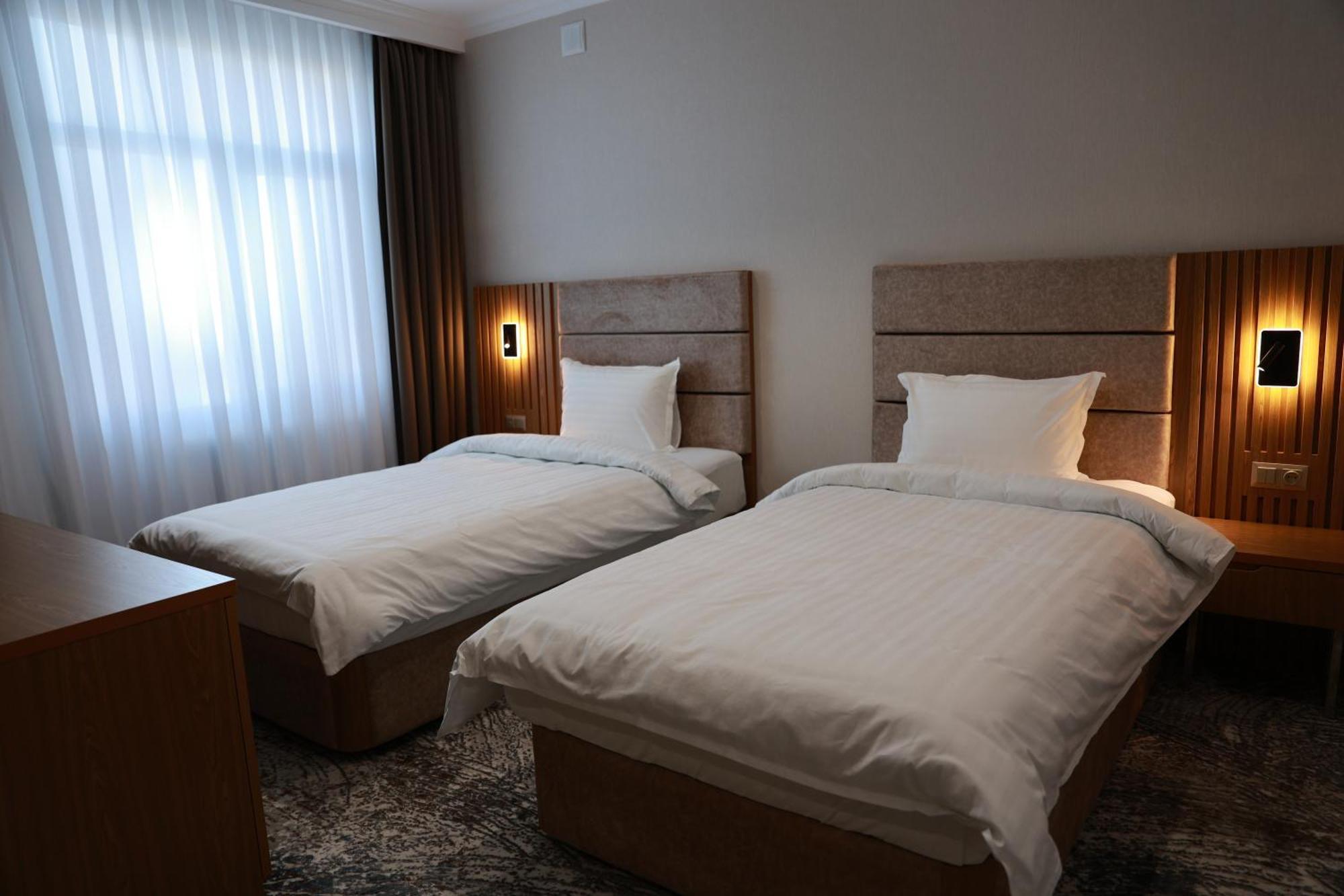 Damir Hotel Nukus Eksteriør billede